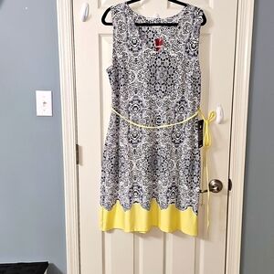 Avenue Plus Size Sleeveless knee-length dress Office Career Church cocktail